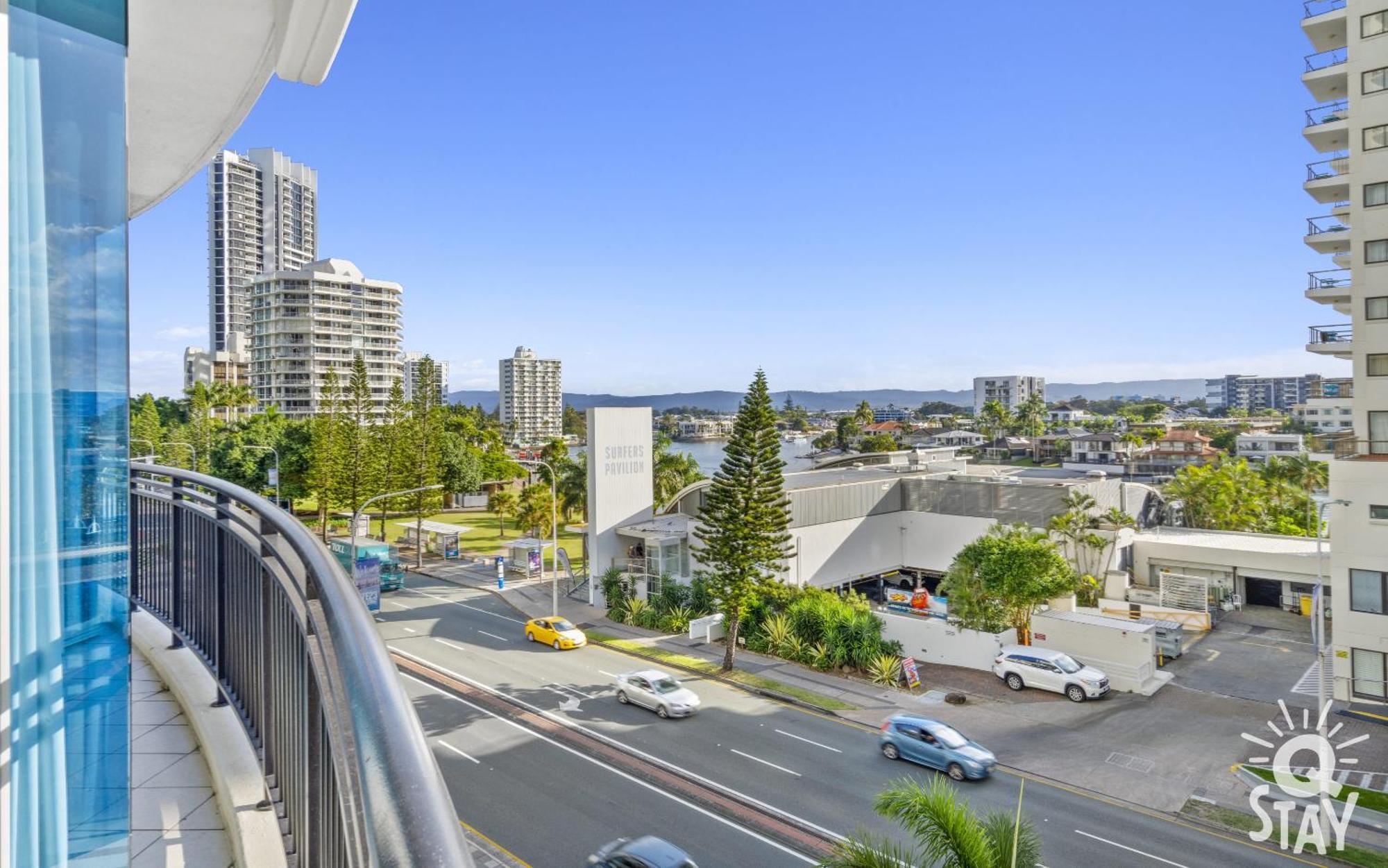 Chevron Renaissance Surfers Paradise Mid Week Madness Deal - Q Stay غولد كوست المظهر الخارجي الصورة