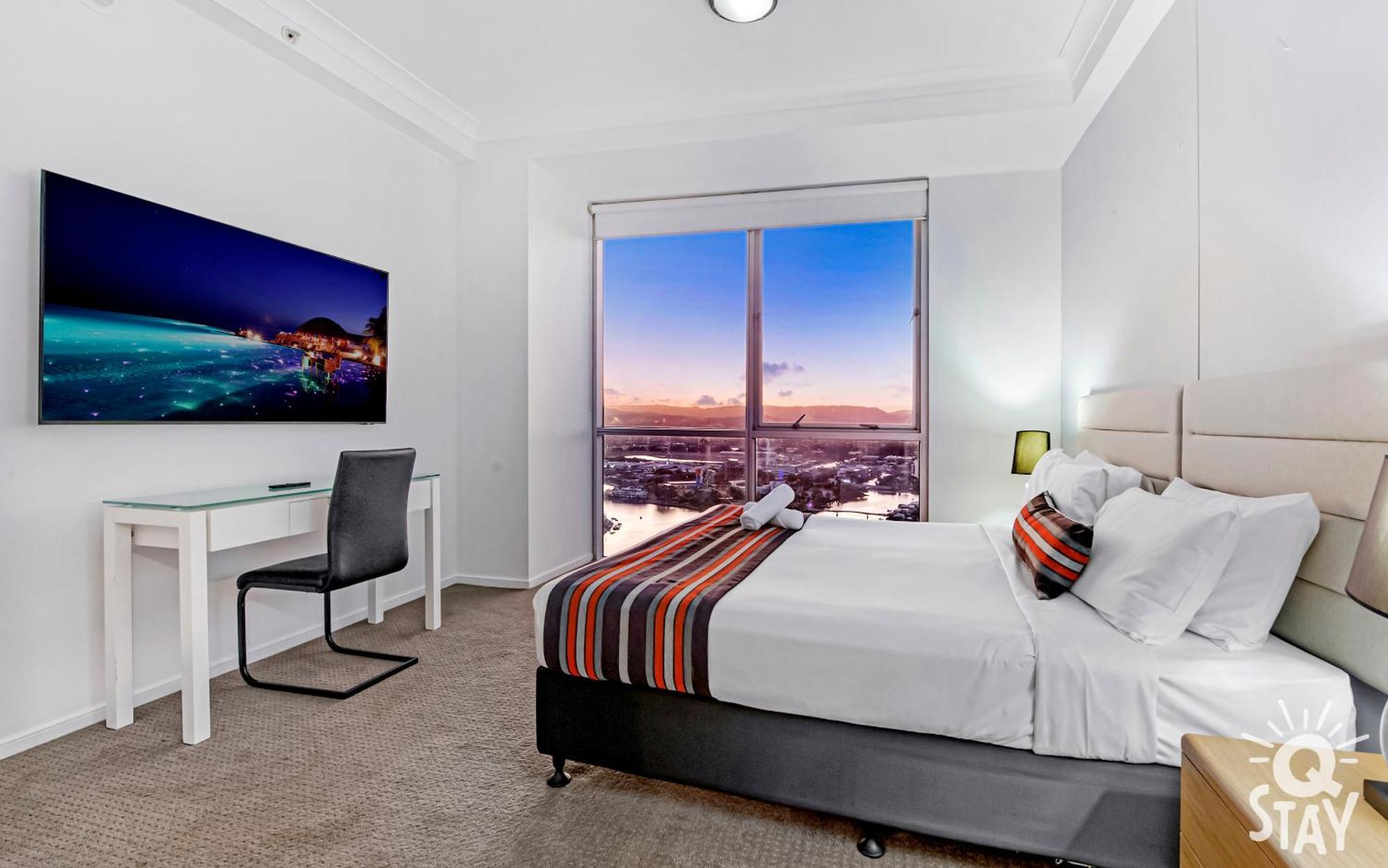 Chevron Renaissance Surfers Paradise Mid Week Madness Deal - Q Stay غولد كوست المظهر الخارجي الصورة