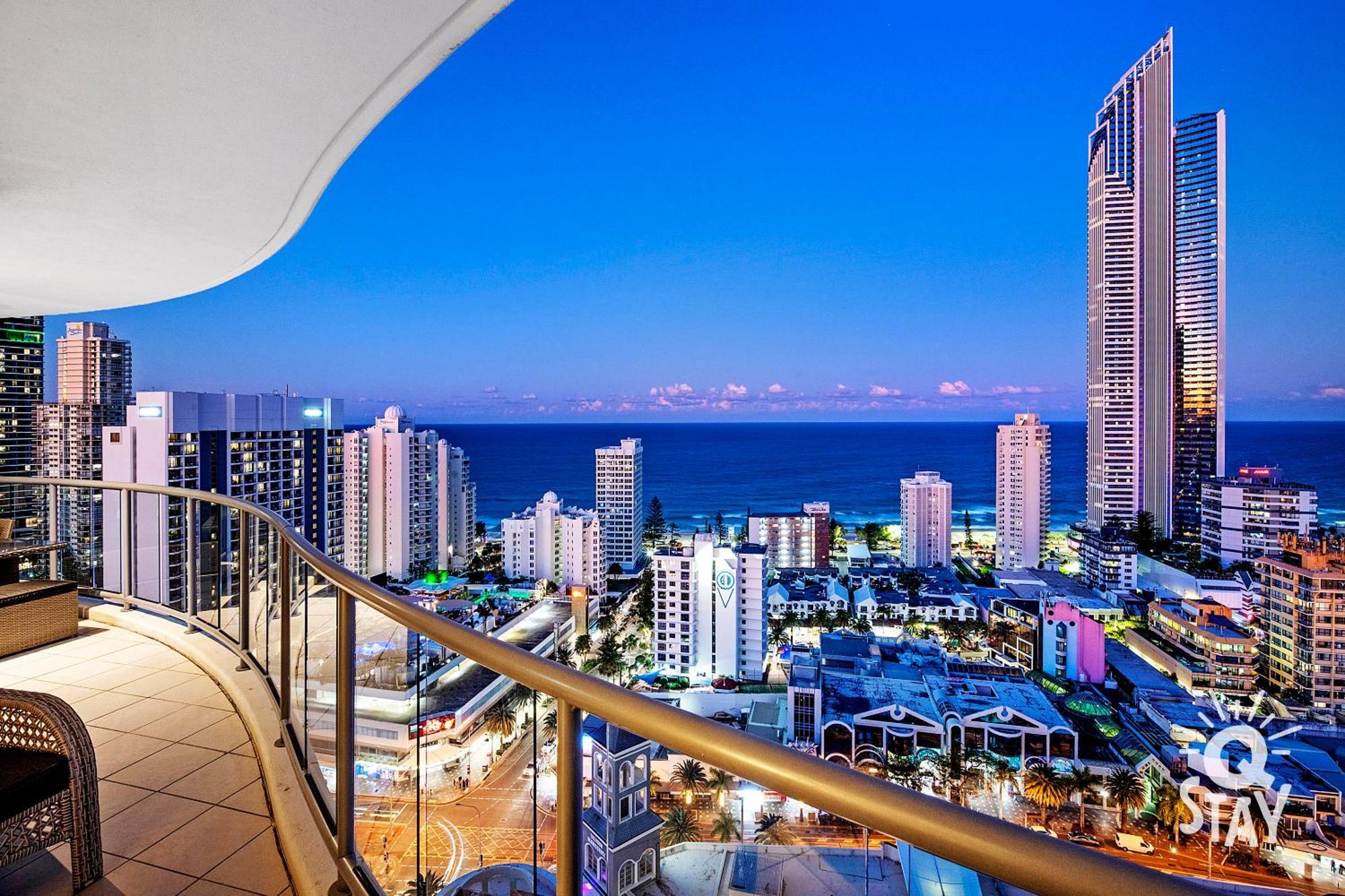Chevron Renaissance Surfers Paradise Mid Week Madness Deal - Q Stay غولد كوست المظهر الخارجي الصورة